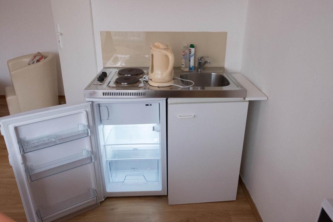 Ferienwohnung Zlty Dom Vrbov Exterior foto
