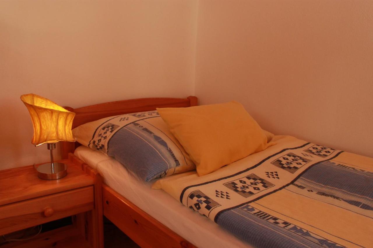 Ferienwohnung Zlty Dom Vrbov Exterior foto
